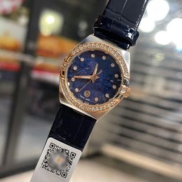 luxury women watch Top brand designer diamond lady watches 29mm Genuine Leather strap wristwatches for womens Valentine's Day257u