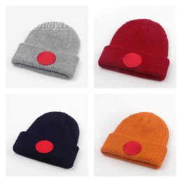 Luxury Designer beanie Fashion Wool Knitted Hat Soft Comfortable Warm Autumn and Winter Style Suitable for Men and Women very good nice R6