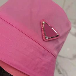 Women Men Nylon Bucket Hat Designer Pink Hats Brand Letters Designers Fitted Winter Cap P Fashion Flat Ball Caps Top Casual Bonnet Blue New