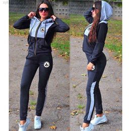 2022 Autumn Jott Printed Design Mosaic Women's Clothing Sports Fitness Slim Fit Hoodie and Sweatpants 2pcs Tracksuit