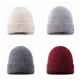 Designer Knitted Beanie Caps for Men Women Autumn Winter Warm Thick Wool Embroidery Cold Hat Couple Fashion Street Hats R6