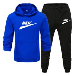 Fashion Men Sweatshirt Tracksuits sporting Sets Winter Jacket Pants Casual Men's Track Suit Brand Sportswear Tracksuits Male Coat Brand LOGO Print