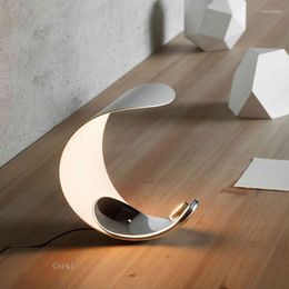 Table Lamps Italy Curl LED Moon Modelling Art Design Desk Lamp Living Room Study Bedroom Bedside Night Light Decor Fixtures