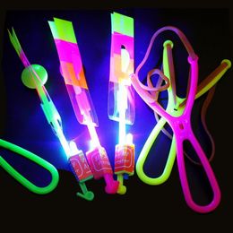 LED Light Sticks 5PCS Flying Toys Flashing Helicopter Slings Christmat Gift FG03 221125