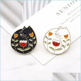 Pins Brooches Cat Flower Leaf Pattern Pins Black And White Cute Cartoon Personality Brooches Ornament Creative Special New Dhgarden Dhkrz