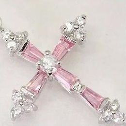Neue atemberaubende Schmuckrosa Crystal Cross Anhänger Halskette