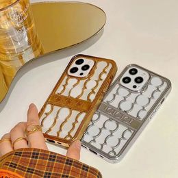 Чехлы для мобильных телефонов Позолоченные чехлы для мобильных телефонов с полым дизайном Роскошный дизайнерский чехол для телефона для IPhone 13 Pro Max 15 14 12 Promax Case G Phones Shell Cover FR1U
