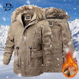 Men's Down Parkas Fur Collar Thicken Men's Winter Parka Coat Fleece Warm Windproof Casual Jacket Men Hooded Outdoor Clothing Wool Liner Overcoat 221128