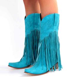 Stivali 2022 Nuove scarpe da cowboy per le donne Tassel Tacchi spessi Punta a punta Verde Rosso Western Fashion Slip On Wedge Donna 220901