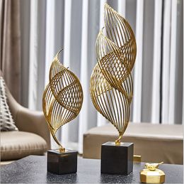 Novelty Items Soft decoration for light luxury household in wine cabinet creative home table decoration metal Crafts Gifts 221129