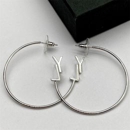 Ear Studs Designers Earring Hoop Earrings For Womens Simple Earring Luxury Designer Ornaments Gold Studs Fashion Party Stud