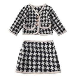 New Style Kids Girls Clothing Sets Retro Plaid Children Girl Cardigan Coat Skirt 2pcs Suit Autumn Winter Infant Toddler Tweed Outfits