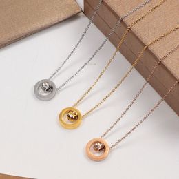 Love Necklaces Double round ring pendant Flatbread Necklace Fashion Jewellery women rose gold and silver Retro Imitation Rhodium Plated Must-have for couples