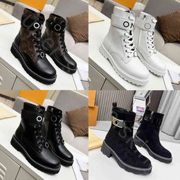 New Designer Boots Women Martin Boots platform Black flats combat Boot low heel lace-up booties leather chains logo buckle womens luxury Designers shoes 35-41