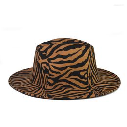 Berets Fedora Hat Women Men Caps Zebra Pattern Print Casual Vintage Winter Hats Designed Outdoor Luxury Fascinator Cap Felted