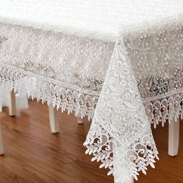 Tableau de la table en verre blanc en dentelle de dentelle couverture creux de l'Europe brodée en tissu à manger fleur café romantique J221018