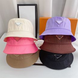 Plush Luxury Mens Womens Designer Fisherman Hat Triangle Bucket Hat Fashion Brand P Women Beanie Six Colours High Quality
