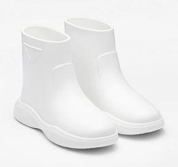 2023 Luxury Women Black Rubber booties Rubber Boots Ladies Fashion White Platform Waterproof Rain Boot Flat Shoes