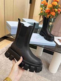 2023 Luxury Womens Monolith Brushed Leather Boots Martin Boots Ladies Leathers Nylon Booties Fashion Platform Thick bottom Combat Boot Sneakers