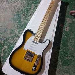 6 Strings Tobecco Sunburst Electric Guitar with Maple Fretboard White Pickguard Customizable