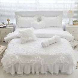 Bedding sets 100 Cotton Thick Quilted Lace White Girls Pink Princess King Queen Twin size Ruffle skirt Pillowcase 221129