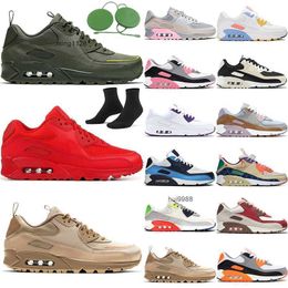 2023 Classic Running Shoes Athentic Sneakers Day of the Dead Surplus Black White Bacon Green Pink Grey Men Women Trainers Outdoor shoe