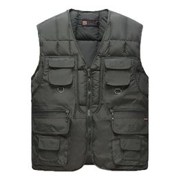 Men's Vests Cotton Warm Vest Man Winter With Many Pockets Male Sleeveless Jacket Men Fashion Zipper Pro Journalist Waistcoat WFY41 221130