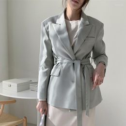 Women's Trench Coats Women's 2022 Autumn Winter Blazers Buttons Pockets Jackets Notched Vintage Lace Up Wild Elegant Lady Tops CL592