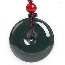 Anhänger Halsketten natürliche schwarzgrüne Nephrite Stein Donut geschnitzt runde Friedensschnalle Halskette Frauen feiner Jadeschmuck