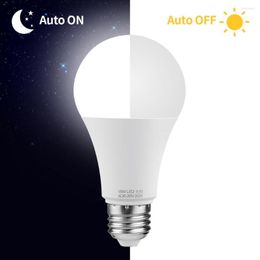 Night Lights 12W 15W LED Dusk To Dawn Light Bulb With Sensor Smart Lamp Auto Switch ON/OFF Garden Lighting Decoration 110V/220V