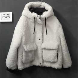 Womens Jackets white lamb wool cotton thickened coat short hooded sheep curly fashion label 220930