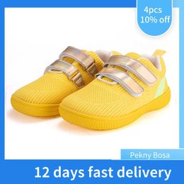 Tênis Pekny Bosa Brand Children Sapatos Barefoot Sênis da primavera Summer para crianças Sapatos causais respiráveis ​​Sone macia para meninos meninas 25-35 T220930