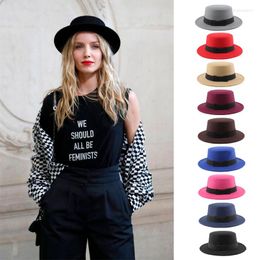 Berets Fashion Ladies Wool Cylinder Fedora Autumn Winter Women's Top Hat Men Felt Wide Brimmed Bowler Fedoras Vintage ClassicBerets