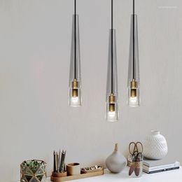 Pendant Lamps Nordic Art Creative Simple Personality Cone Glass Lamp Front Desk Dining Room Bedroom Bedside El