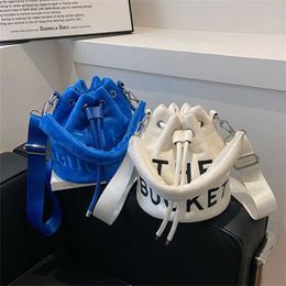 Mode Plüsch Bucket Bag Designer Buchstaben Frauen Handtaschen