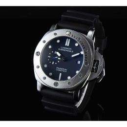 Mens Mechanical Erkekler için Tasarımcı Saat Saatleri Klasik Moda Çok Fonksiyonlu Spor Kollwatches O83L