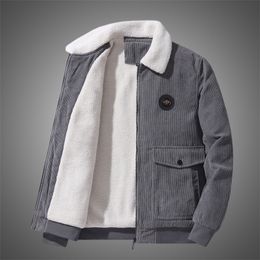 Mens Jackets Winter Lamb Fleece Middleaged Loose Casual Tooling Multipocket Corduroy Cotton Coat 220930