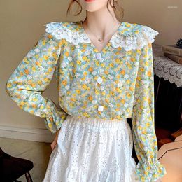 Women's Blouses Autumn French Retro V-neck Bubble Long Sleeve Floral Lace Chiffon Shirt Doll Collar Green Pink Color Button Blusas Female