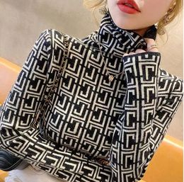 Women's Sweaters Designer Casual for Luxury GGity Letter Print Tees Shirt Casual Tops Feme Bottoming Shirts