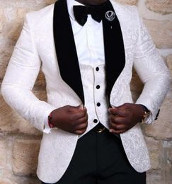 White Jacquard Tuxedos Black Velvet Shawl Lapel Groomsmen Wedding Dress Excellent Man Jacket Blazer 3 Piece Suit