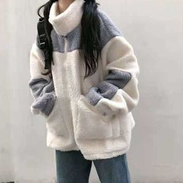 Jackets Women Fur Oversize Hoodies Harajuku Winter Fleece Plus Size Streetwear Bomber Faux Lambs Coat Y2210