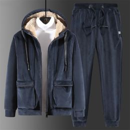 Chándales de invierno para hombre, conjuntos de chándal cálidos para hombre, chaqueta con capucha gruesa de terciopelo para hombre, pantalones, ropa informal de lana de 2 piezas para hombre, ropa de gran tamaño 6XL 220930