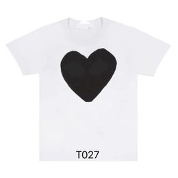 Fashion Mens Play t Shirt Cdg Designer Hearts Casual Women s Des Badge Love T-shirt Garcons Cdg play Short sleeved cotton top Round necked pullover shirt 6EYP