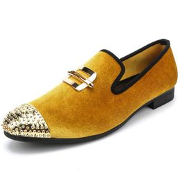 2022 New Gold Velvet shoes Gold Toe Men Loafers Fashion Party Wedding Dress Men's Flats a5