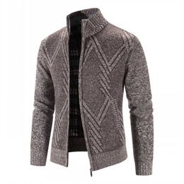 Sweaters Legible New Autumn Winter Warm Zipper Cardigan Man Casual Knitwear Sweater Men Y2210
