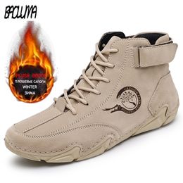 Boots Winter Mens Moccasins Leather Men Snow Soft Designer Outdoor Motorcycle Man Work Shoes 221007