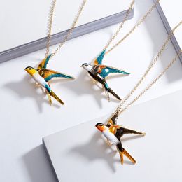 Fashion Flying Swallow Pendant Necklace Cute Blue Enamel Bird Brooch Bridal Wedding Party Anniversary Mother's Day Gift Jewelry