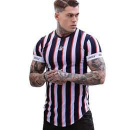 Men's T-Shirts Sik Silk 2021 Summer Men's New Casual T-Shirt Fashion Striped Tide Brand Hip-Hop Short-Sleeved Street Clothing Sports Slim Tops T221006