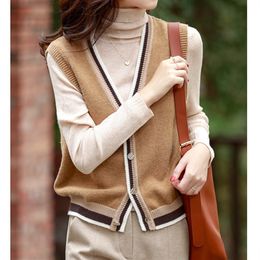 Women's Vests 3946 Khaki Grey Cardigan Sweater Vest Women Vneck Slim Short Knitted Vest Female Slim Outerwear Sleeveless Knit Vest Autumn 221007