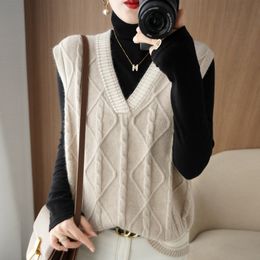 Women's Vests 3923 Grey Blue Beige Vest Waistcoat Women Vneck Slim Korean Style Vest Sweater Sleeveless Knit Vest Woman Outerwear Winter 221007